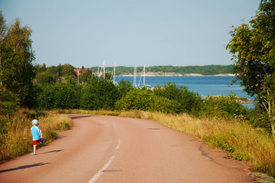 Kauppareissulla. Miksi kävellä jos voit juosta?